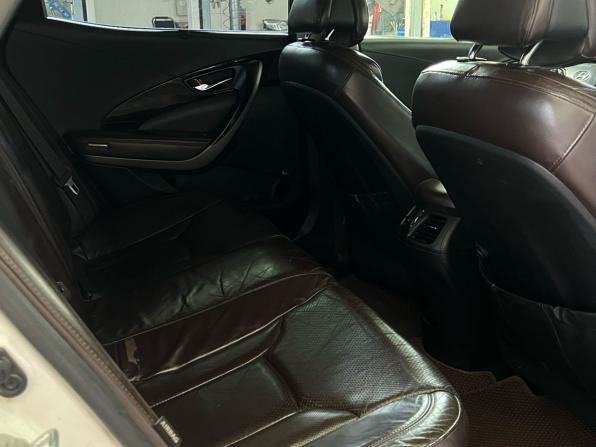 Hyundai Grandeur V с пробегом 2011 года, цена 1 290 000 рублей, 165137 км, седан, Автокод Объявления