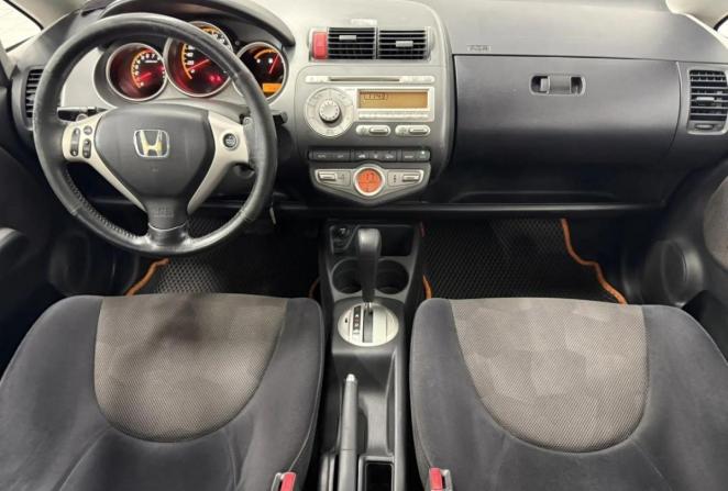 Honda Jazz I Рестайлинг с пробегом 2007 года, цена 590 000 рублей, 197489 км, хэтчбек, Автокод Объявления