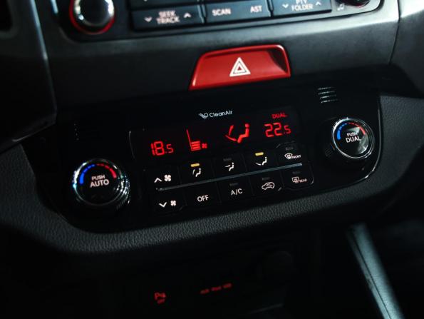 Kia Sportage III с пробегом 2010 года, цена 989 777 рублей, 230698 км, внедорожник, Автокод Объявления