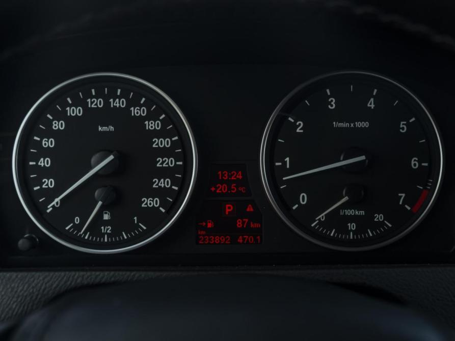 BMW X5 II (E70) Рестайлинг Москва  - изображение 12