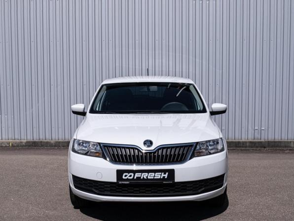 Skoda Rapid I Рестайлинг с пробегом 2019 года, цена 1 349 000 рублей, 141981 км, лифтбек, Автокод Объявления