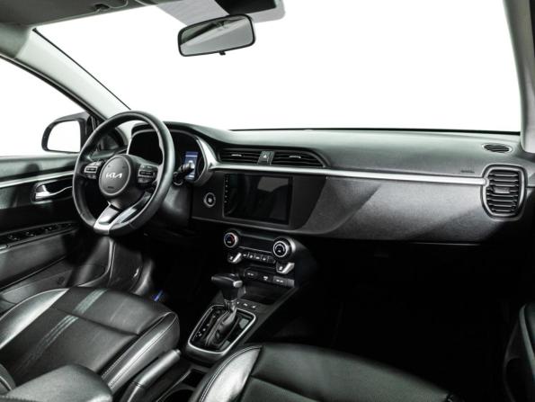 Kia Rio IV Рестайлинг с пробегом 2021 года, цена 1 790 700 рублей, 58865 км, седан, Автокод Объявления