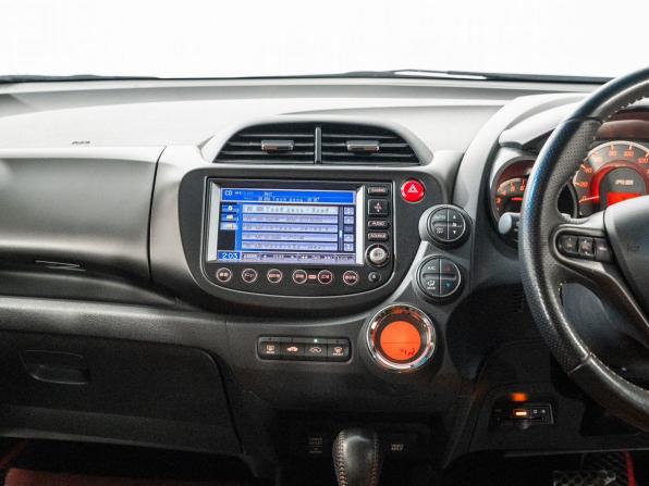Honda Fit II с пробегом 2011 года, цена 1 020 300 рублей, 113010 км, хэтчбек, Автокод Объявления