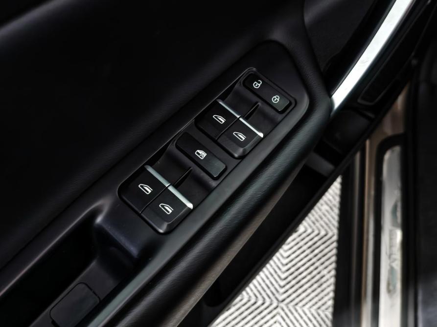 Geely Atlas I Санкт-Петербург  - изображение 10