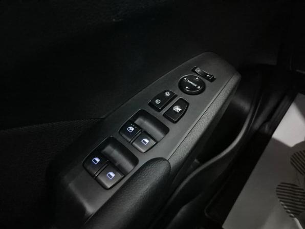 Hyundai Solaris II с пробегом 2019 года, цена 1 280 000 рублей, 144285 км, седан, Автокод Объявления
