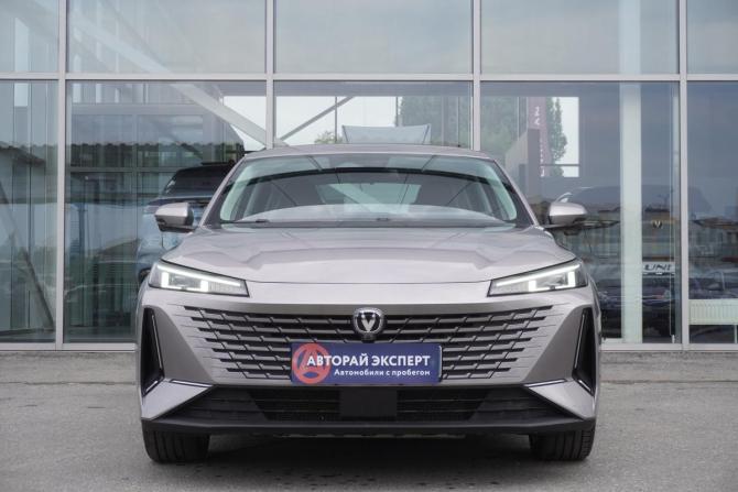 Changan Lamore с пробегом 2023 года, цена 2 400 000 рублей, 3882 км, седан, Автокод Объявления