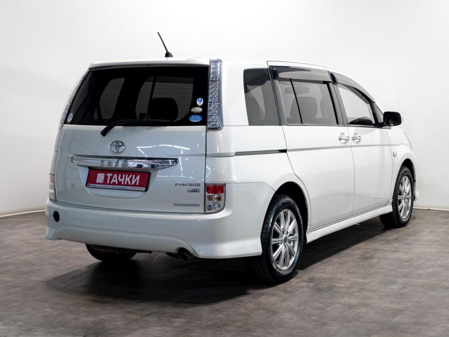Toyota ISis I Рестайлинг Чита  - изображение 3