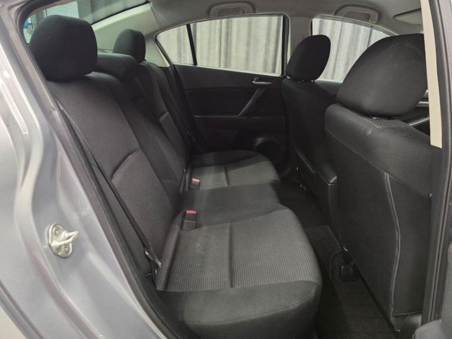 Mazda Axela II Красноярск  - изображение 13
