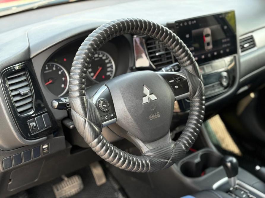 Mitsubishi Outlander III Рестайлинг Томск  - изображение 12