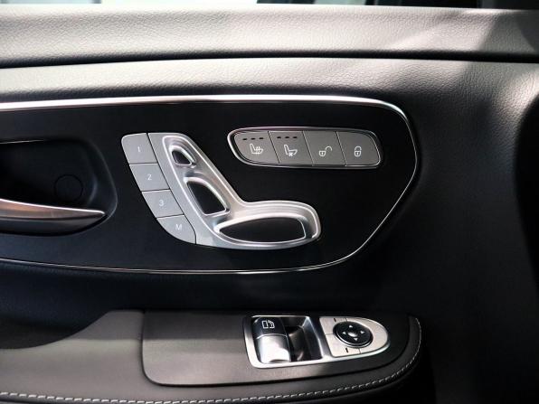 Mercedes-Benz V-Класс III (W447) Рестайлинг 2 с пробегом 2025 года, цена 12 990 000 рублей, 11385 км, минивэн, Автокод Объявления