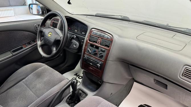 Toyota Avensis I с пробегом 2000 года, цена 299 000 рублей, 335000 км, седан, Автокод Объявления