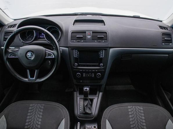 Skoda Yeti I Рестайлинг с пробегом 2017 года, цена 1 445 000 рублей, 136556 км, внедорожник, Автокод Объявления