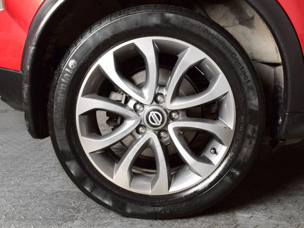 Nissan Juke I с пробегом 2014 года, цена 1 295 995 рублей, 103298 км, внедорожник, Автокод Объявления