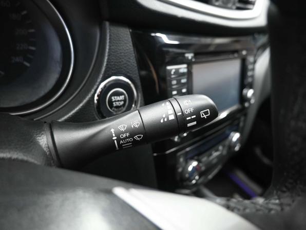 Nissan Qashqai II с пробегом 2016 года, цена 1 799 900 рублей, 70000 км, внедорожник, Автокод Объявления
