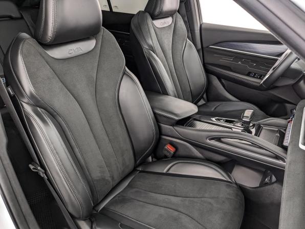 Geely Monjaro I с пробегом 2024 года, цена 3 350 000 рублей, 66069 км, внедорожник, Автокод Объявления