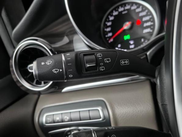 Mercedes-Benz V-Класс III (W447) с пробегом 2019 года, цена 4 555 000 рублей, 129061 км, минивэн, Автокод Объявления