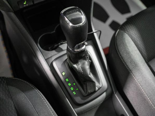 Skoda Rapid I с пробегом 2014 года, цена 990 300 рублей, 136955 км, лифтбек, Автокод Объявления