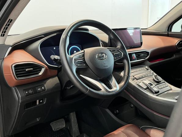 Hyundai Santa Fe IV Рестайлинг с пробегом 2022 года, цена 4 099 000 рублей, 72508 км, внедорожник, Автокод Объявления