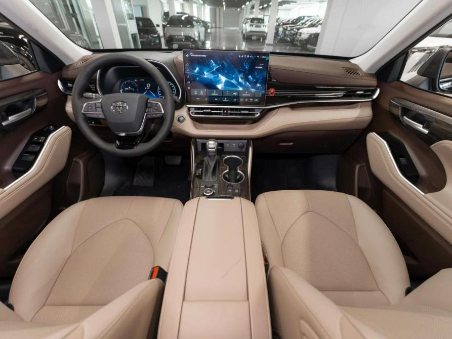 Toyota Highlander IV (XU70) Москва  - изображение 8