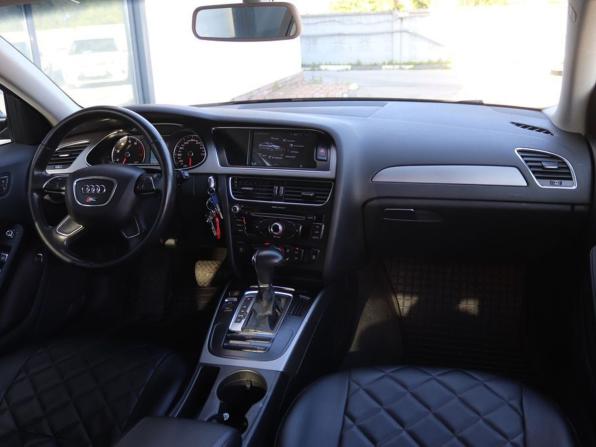 Audi A4 IV (B8) Рестайлинг с пробегом 2012 года, цена 1 012 700 рублей, 240000 км, седан, Автокод Объявления