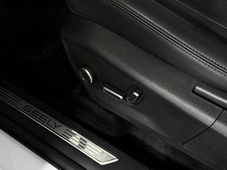 Geely Monjaro I Санкт-Петербург  - изображение 11