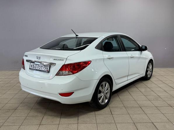 Hyundai Solaris I с пробегом 2013 года, цена 540 000 рублей, 345114 км, седан, Автокод Объявления