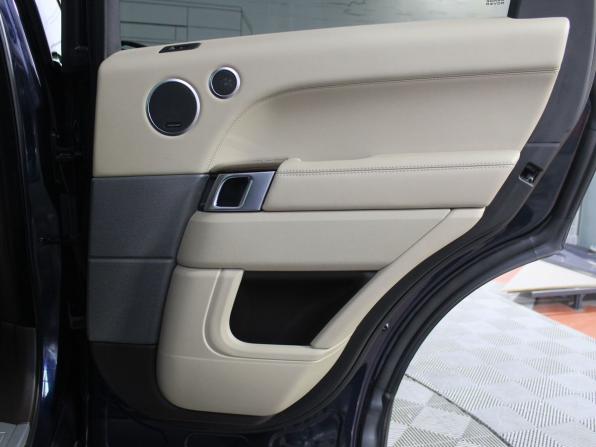 Land Rover Range Rover Sport II с пробегом 2016 года, цена 4 500 000 рублей, 84122 км, внедорожник, Автокод Объявления