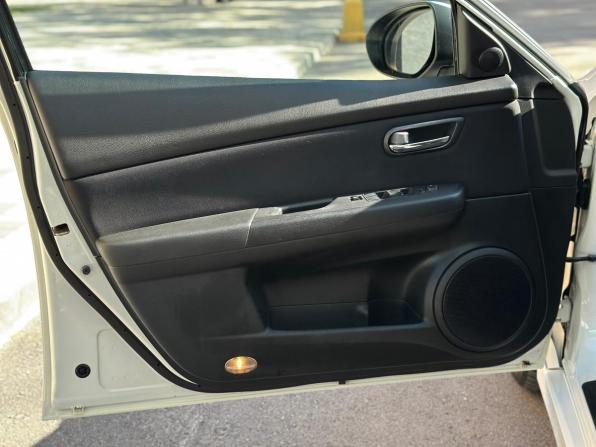 Mazda 6 II (GH) Рестайлинг с пробегом 2010 года, цена 750 000 рублей, 310690 км, лифтбек, Автокод Объявления