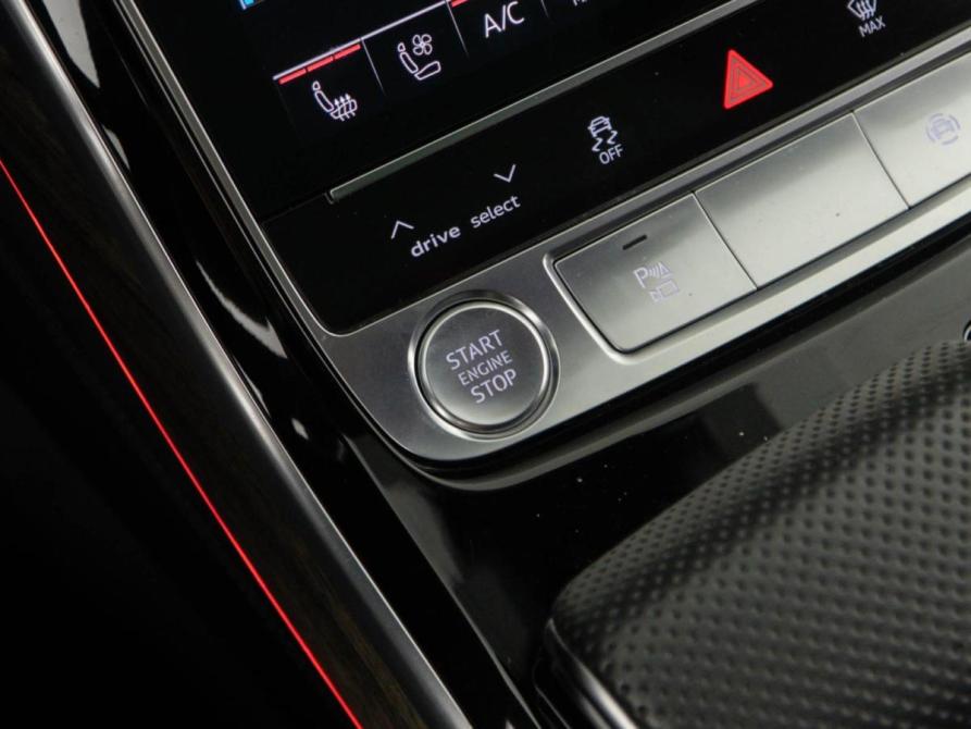 Audi A8 IV (D5) Москва  - изображение 18