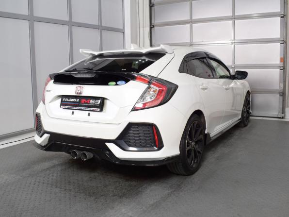 Honda Civic X с пробегом 2018 года, цена 1 799 999 рублей, 97503 км, хэтчбек, Автокод Объявления