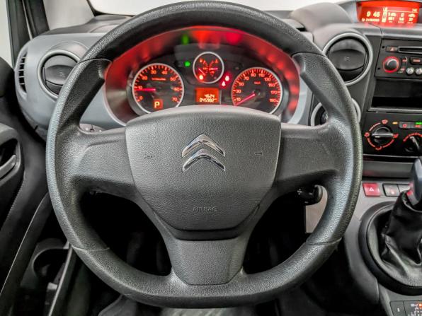 Citroen Berlingo II Рестайлинг 2 с пробегом 2022 года, цена 2 300 000 рублей, 45974 км, компактвэн, Автокод Объявления