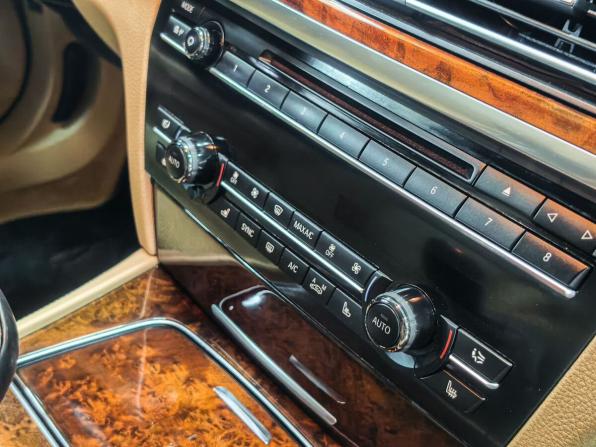 BMW 7 серии V (F01/F02/F04) Рестайлинг с пробегом 2014 года, цена 2 999 900 рублей, 210000 км, седан, Автокод Объявления