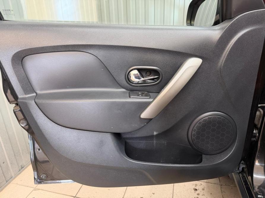 Renault Sandero II Рестайлинг Магнитогорск  - изображение 13