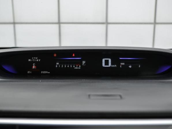 Honda Stepwgn V с пробегом 2016 года, цена 1 812 000 рублей, 212369 км, минивэн, Автокод Объявления
