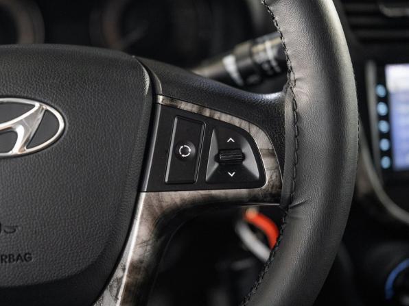 Hyundai Solaris I с пробегом 2012 года, цена 795 000 рублей, 164835 км, седан, Автокод Объявления