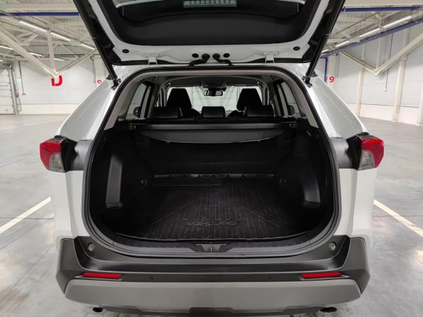 Toyota RAV4 V (XA50) с пробегом 2022 года, цена 3 580 000 рублей, 66082 км, внедорожник, Автокод Объявления