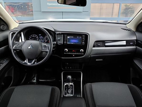 Mitsubishi Outlander III Рестайлинг 3 с пробегом 2021 года, цена 2 588 000 рублей, 94000 км, внедорожник, Автокод Объявления