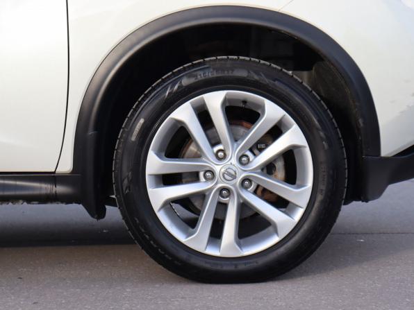 Nissan Juke I с пробегом 2013 года, цена 1 035 000 рублей, 138458 км, внедорожник, Автокод Объявления