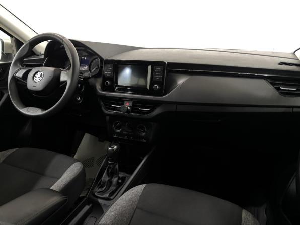Skoda Rapid II с пробегом 2022 года, цена 1 560 000 рублей, 92703 км, лифтбек, Автокод Объявления