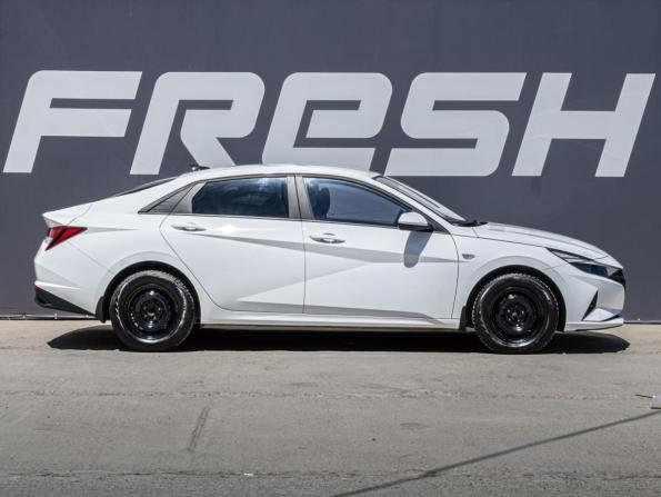 Hyundai Elantra VII (CN7) с пробегом 2022 года, цена 2 040 000 рублей, 62223 км, седан, Автокод Объявления