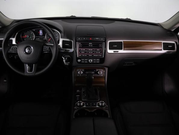 Volkswagen Touareg II Рестайлинг с пробегом 2016 года, цена 2 649 000 рублей, 233758 км, внедорожник, Автокод Объявления