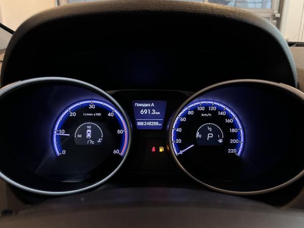 Hyundai ix35 I с пробегом 2012 года, цена 1 170 000 рублей, 248288 км, внедорожник, Автокод Объявления