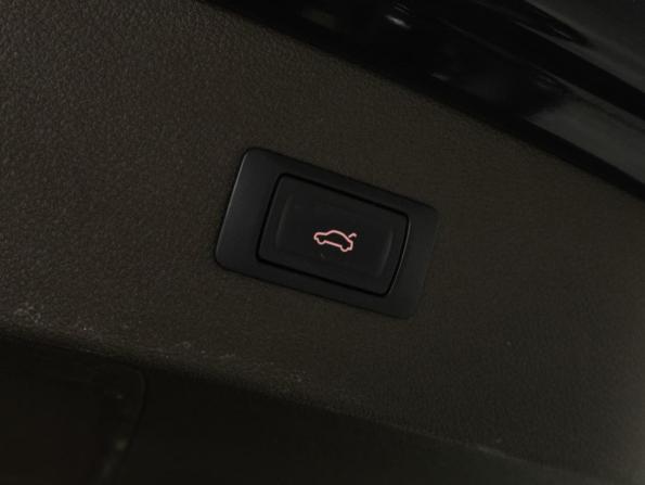 Audi A7 I (4G) Рестайлинг с пробегом 2015 года, цена 2 749 000 рублей, 193305 км, лифтбек, Автокод Объявления