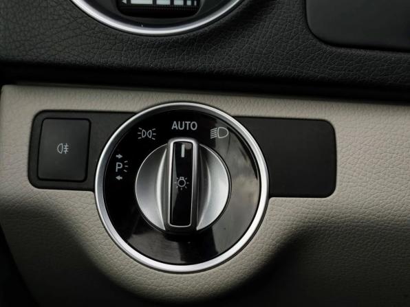 Mercedes-Benz C-Класс III (W204) Рестайлинг с пробегом 2013 года, цена 1 345 000 рублей, 185389 км, седан, Автокод Объявления