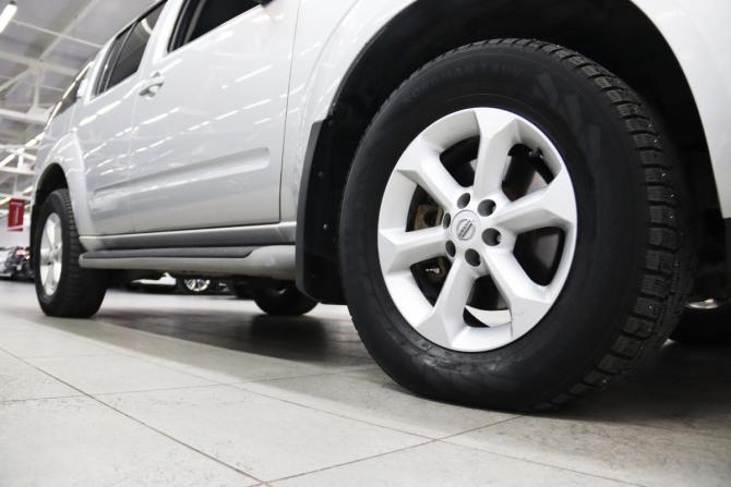 Nissan Pathfinder III Рестайлинг с пробегом 2013 года, цена 1 545 450 рублей, 222613 км, внедорожник, Автокод Объявления