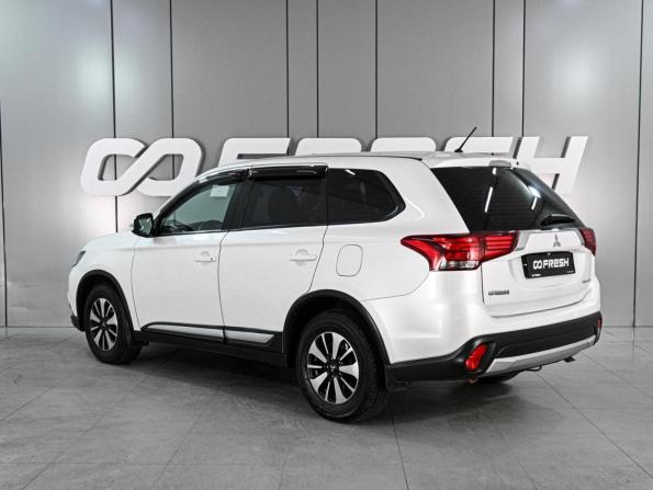 Mitsubishi Outlander III Рестайлинг с пробегом 2015 года, цена 1 679 000 рублей, 146755 км, внедорожник, Автокод Объявления