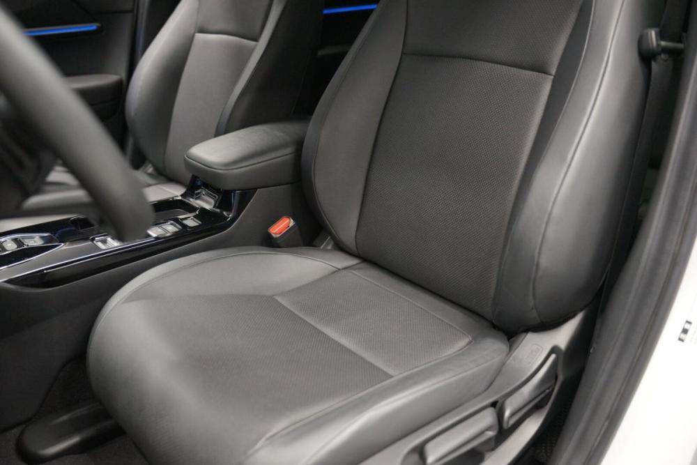 Honda e:NS1 Крым  - изображение 9