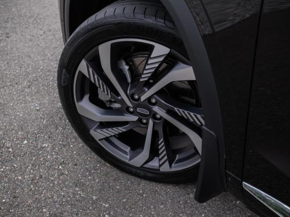 Geely Monjaro I с пробегом 2023 года, цена 3 100 000 рублей, 81095 км, внедорожник, Автокод Объявления