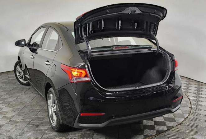Hyundai Solaris I Рестайлинг с пробегом 2017 года, цена 1 349 000 рублей, 109222 км, седан, Автокод Объявления
