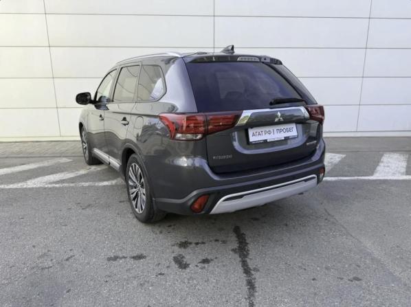 Mitsubishi Outlander III Рестайлинг 3 с пробегом 2019 года, цена 2 150 000 рублей, 178508 км, внедорожник, Автокод Объявления